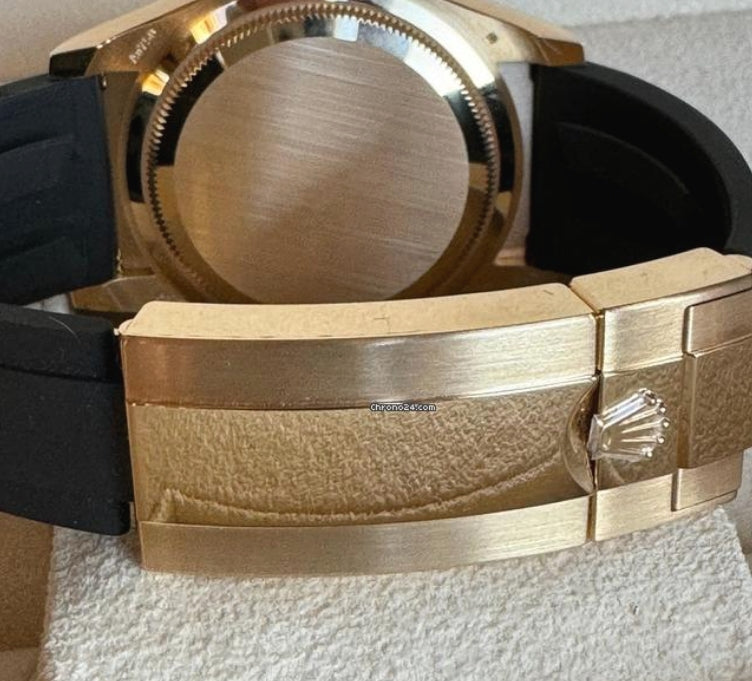 Cosmograph Daytona  Yellow Gold Ceramic Bezel Black Dial