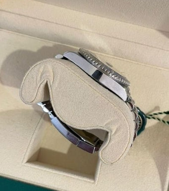 GMT Master 2 Batgirl