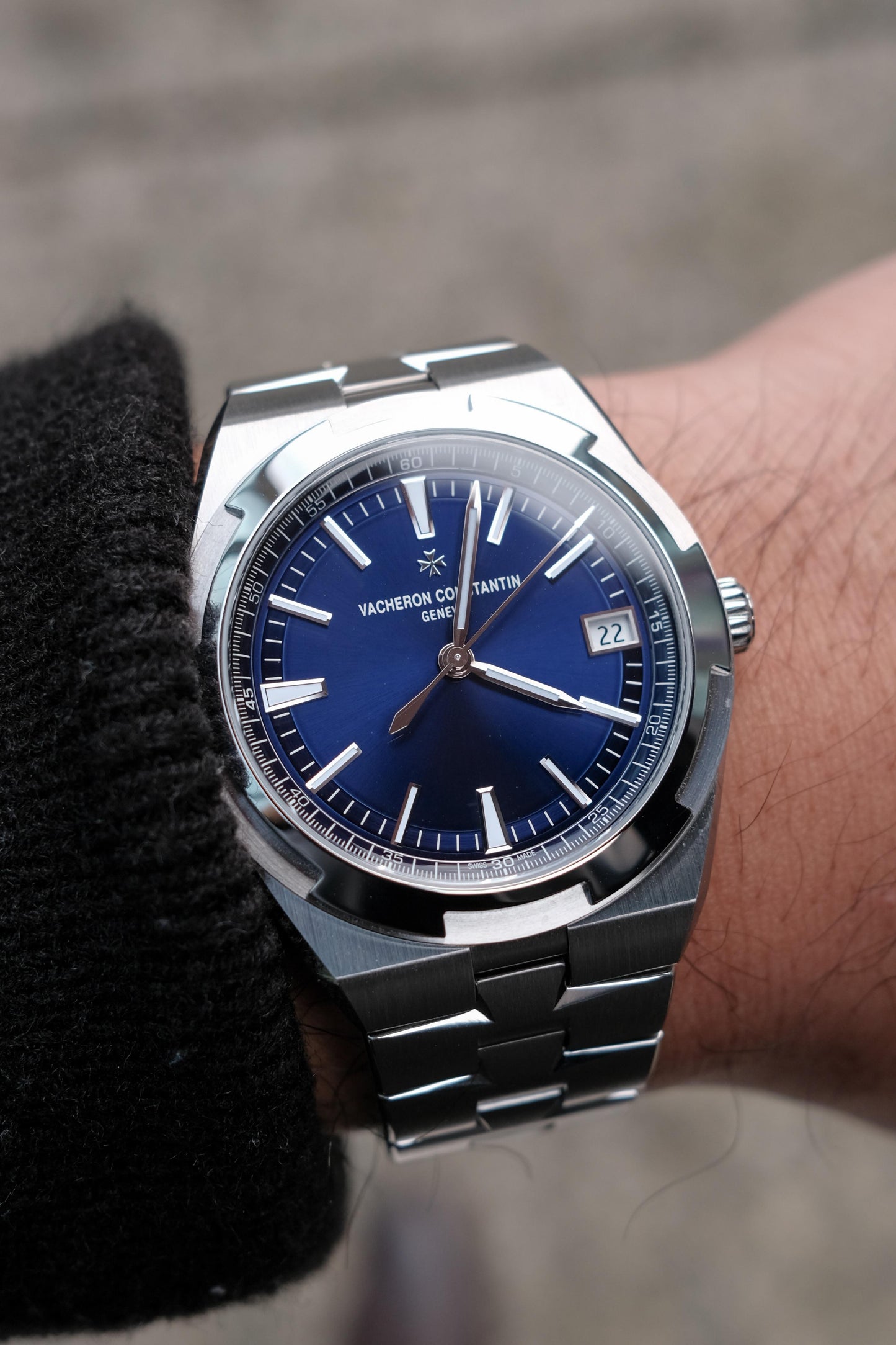 Overseas Blue Dial
